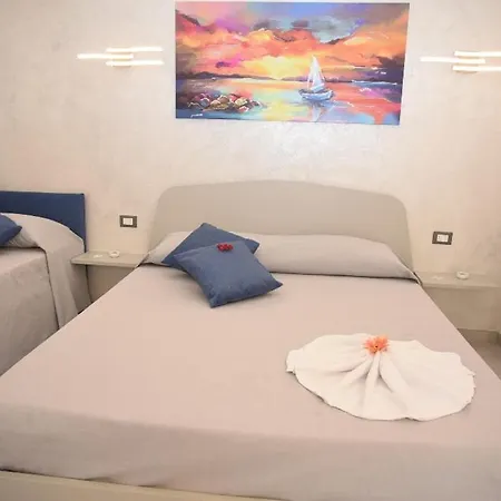 Angelo Bianco 3 Apartment